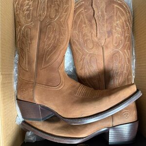 Ariat Chestnut Brown Western Heeled Boots